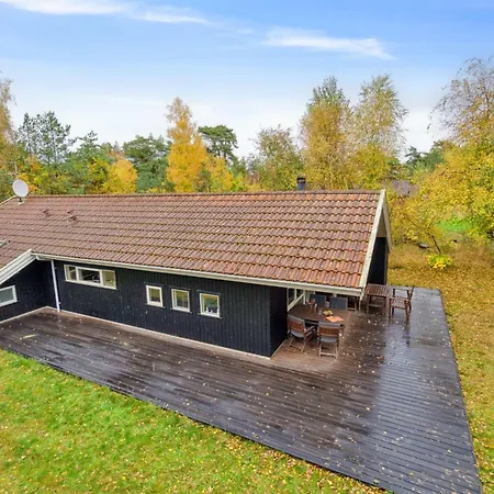 Prázdninový dům Aimo - 300m From The Sea By Interhome