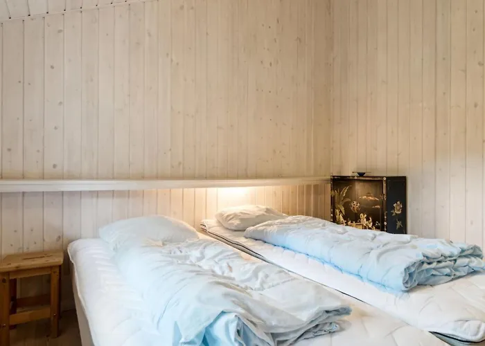 Aimo - 300m From The Sea By Interhome *