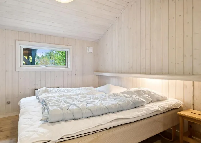 Aimo - 300m From The Sea By Interhome